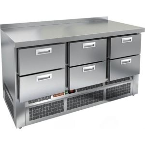 Стол холодильный среднетемпературный HiCold GNE 222/TN
